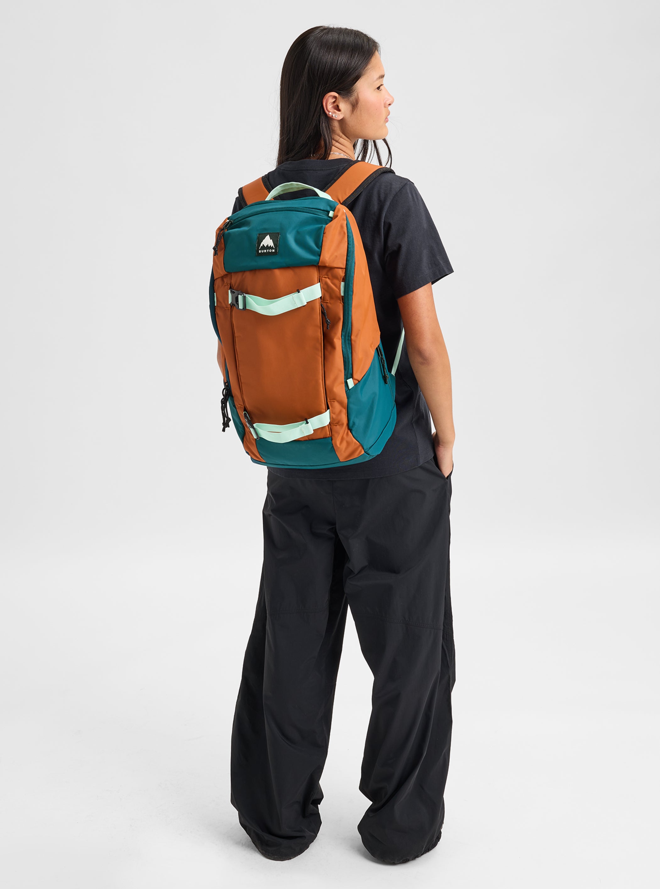 Product image of Burton Kilo 2.0 27L Backpack[Variant:Spiced Chai / Atlantic Teal]
