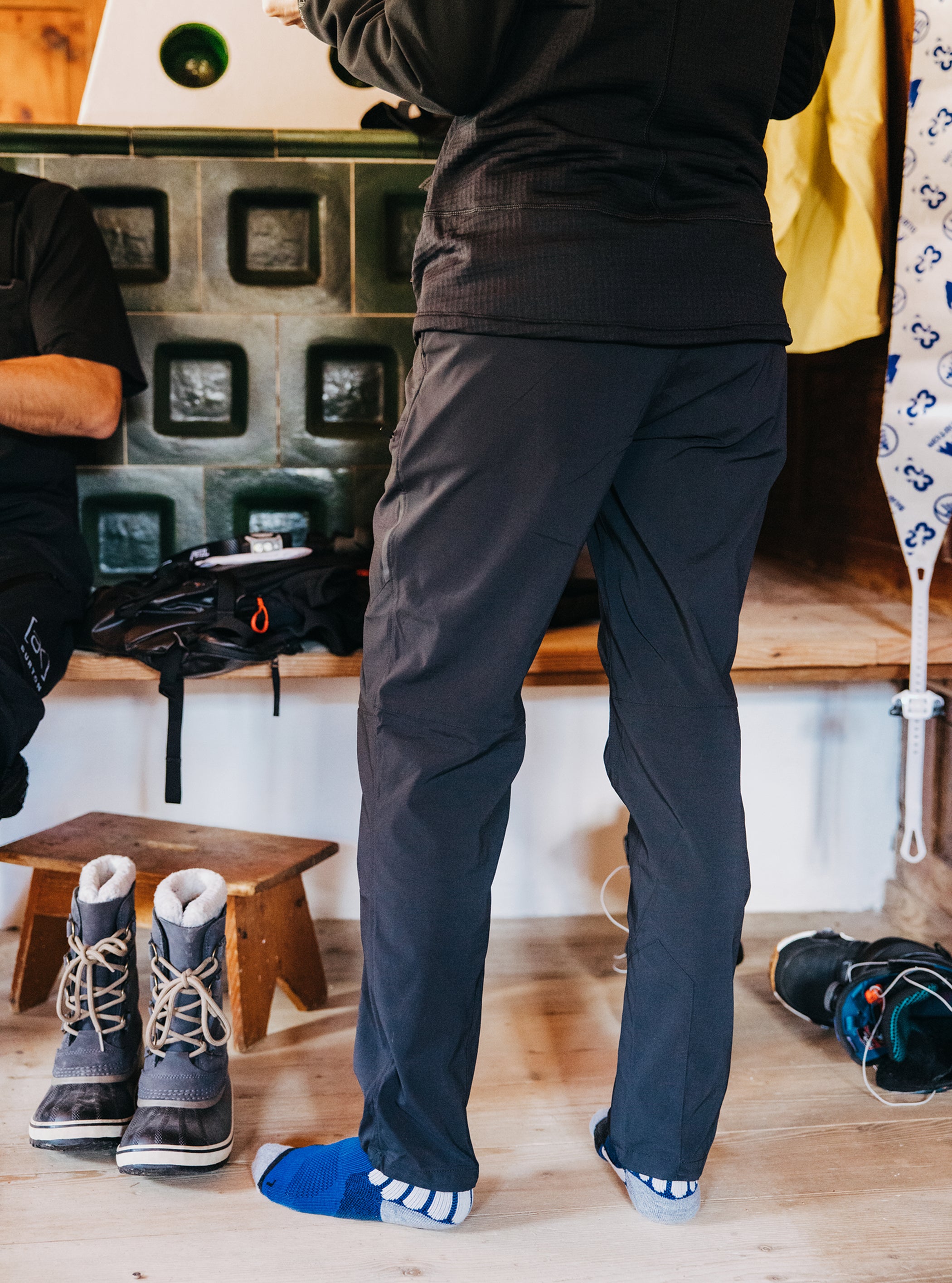 Product image of Women's Burton [ak] Airpin Pants[Variant:True Black]