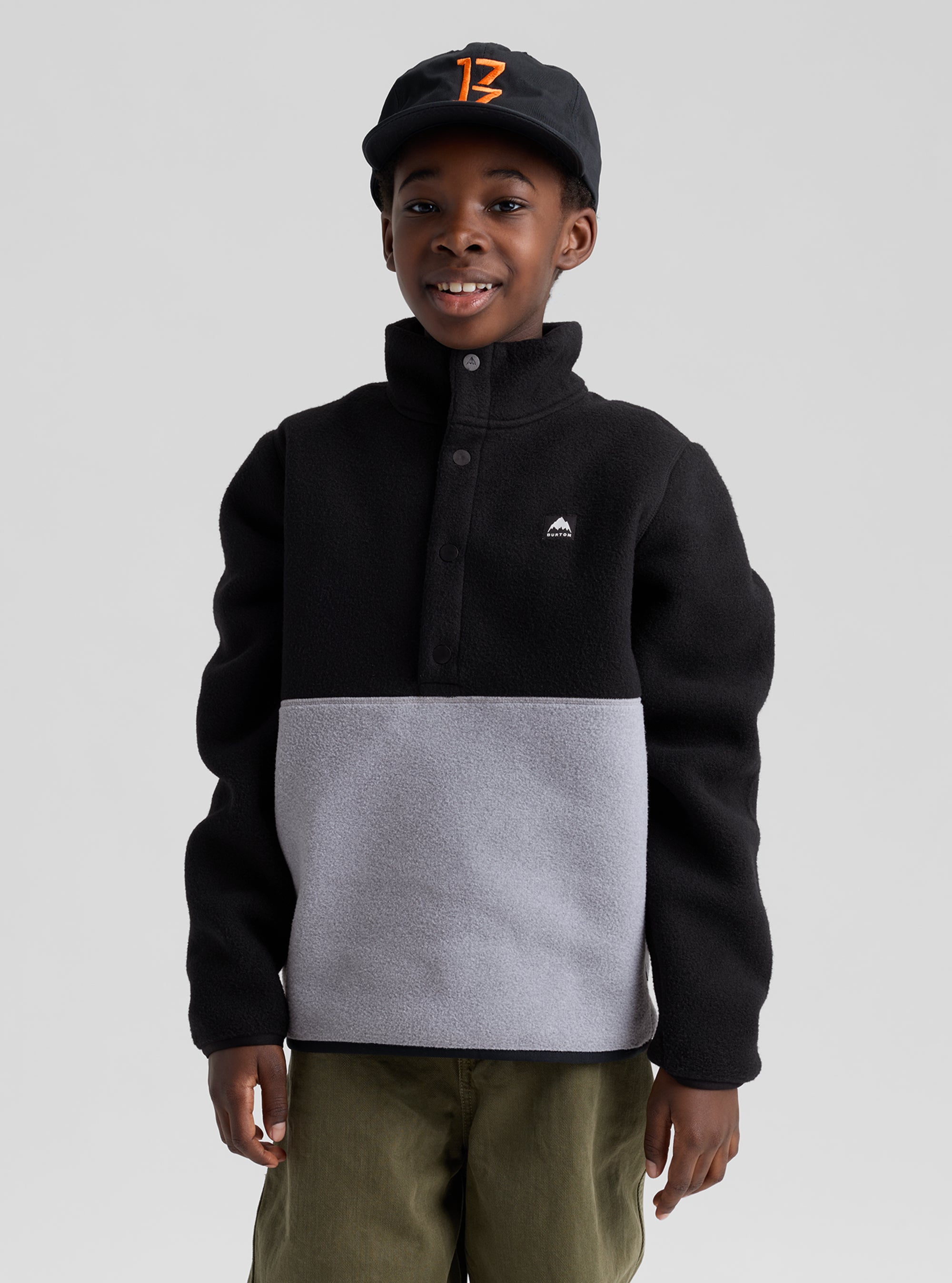 Product image of Kids' Burton Cinder Fleece Anorak[Variant:True Black / Gray Heather]