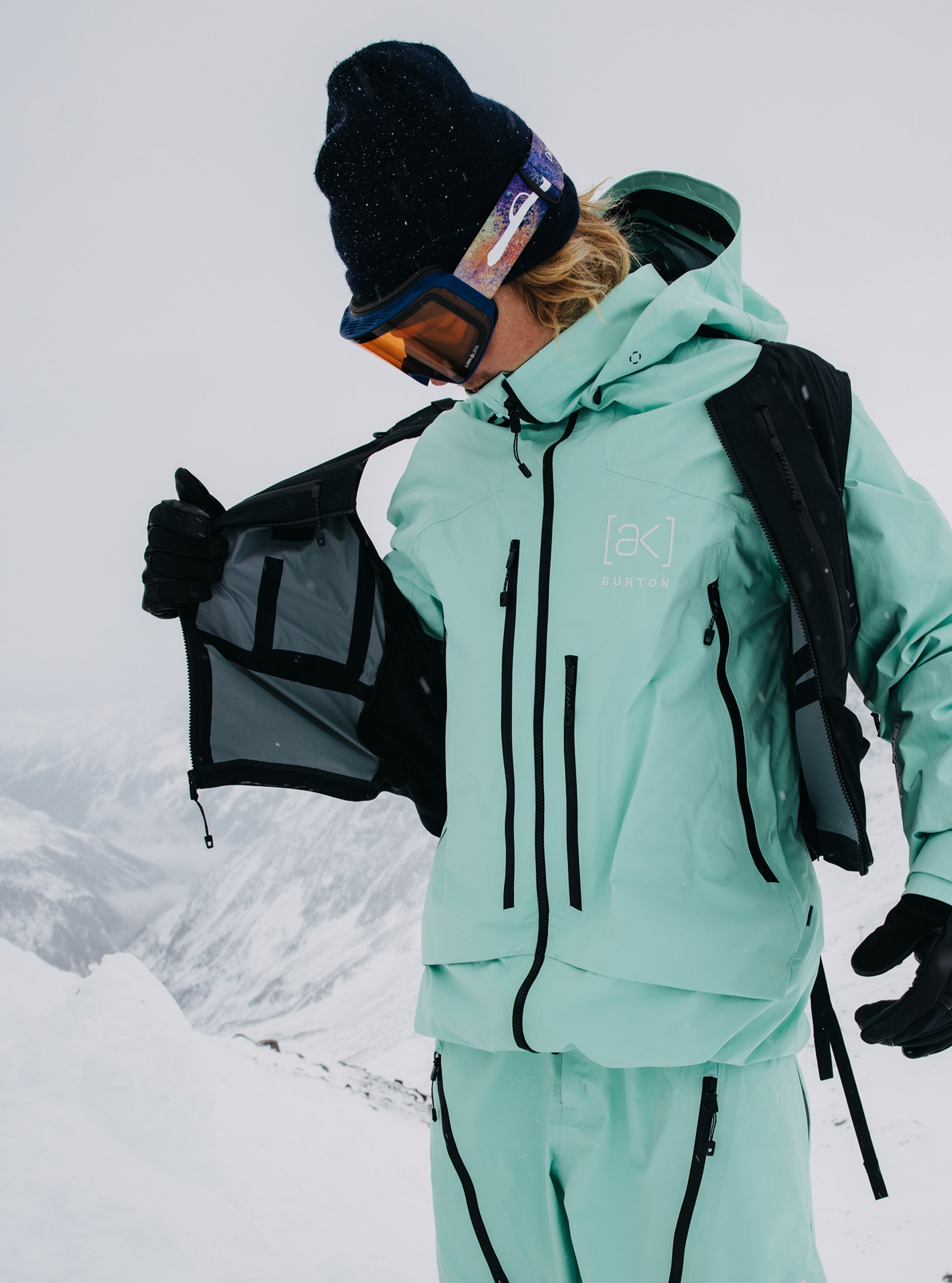 Burton [ak]® Dispatcher 13L Vest Pack