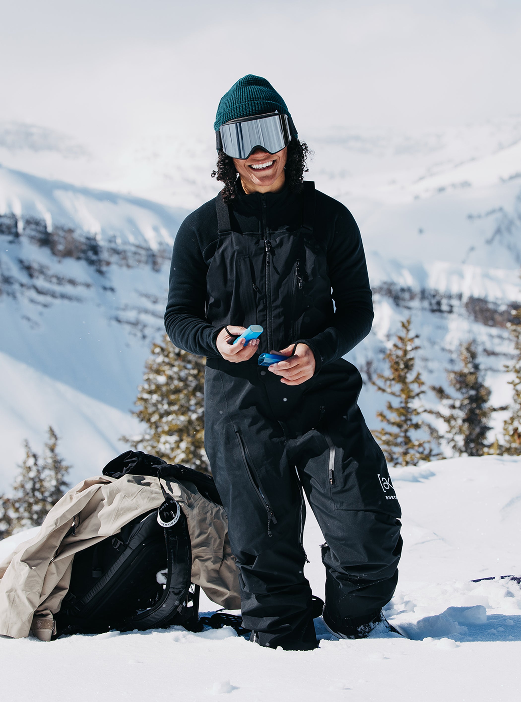 Product image of Women's Burton [ak] Acamar GORE-TEX PRO 3L Bib Pants[Variant:True Black]