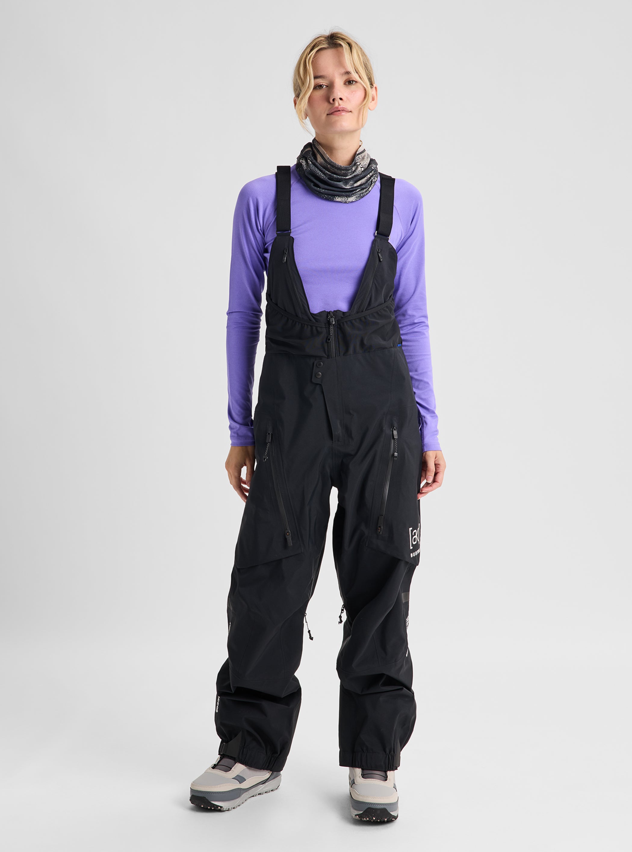 Product image of Women's Burton [ak] Acamar GORE-TEX PRO 3L Bib Pants[Variant:True Black]
