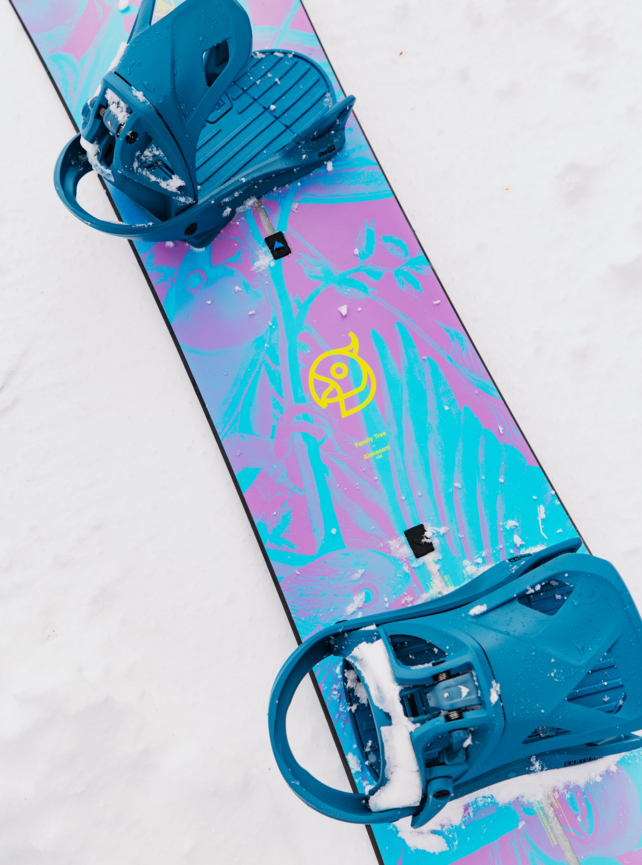 Burton - Snowboard à cambre Family Tree Alekesam