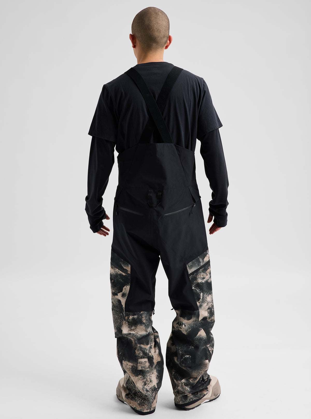 Product image of Men's Burton Reserve GORE-TEX 2L Bib Pants[Variant:Desert Rock / True Black]
