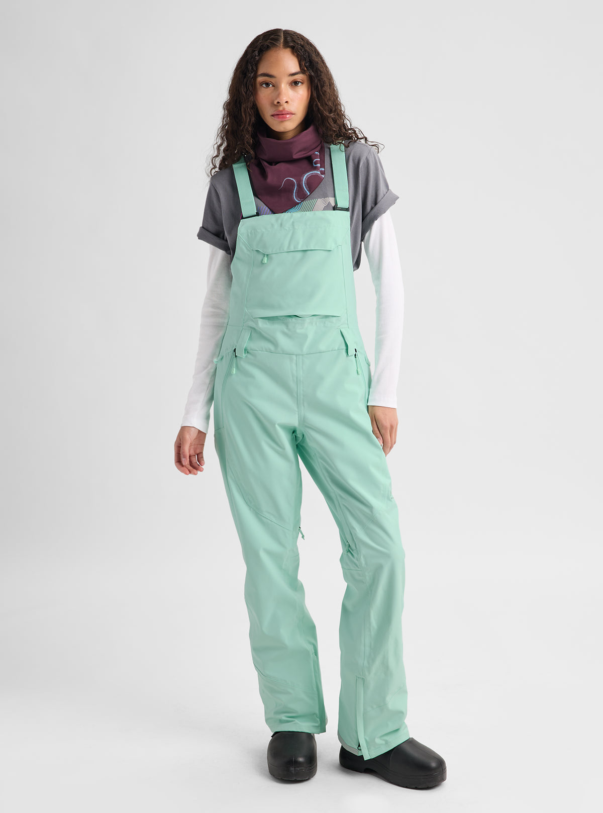 Product image of Women's Burton Reserve 2L Stretch Slim Bib Pants[Variant:Spring Frost]