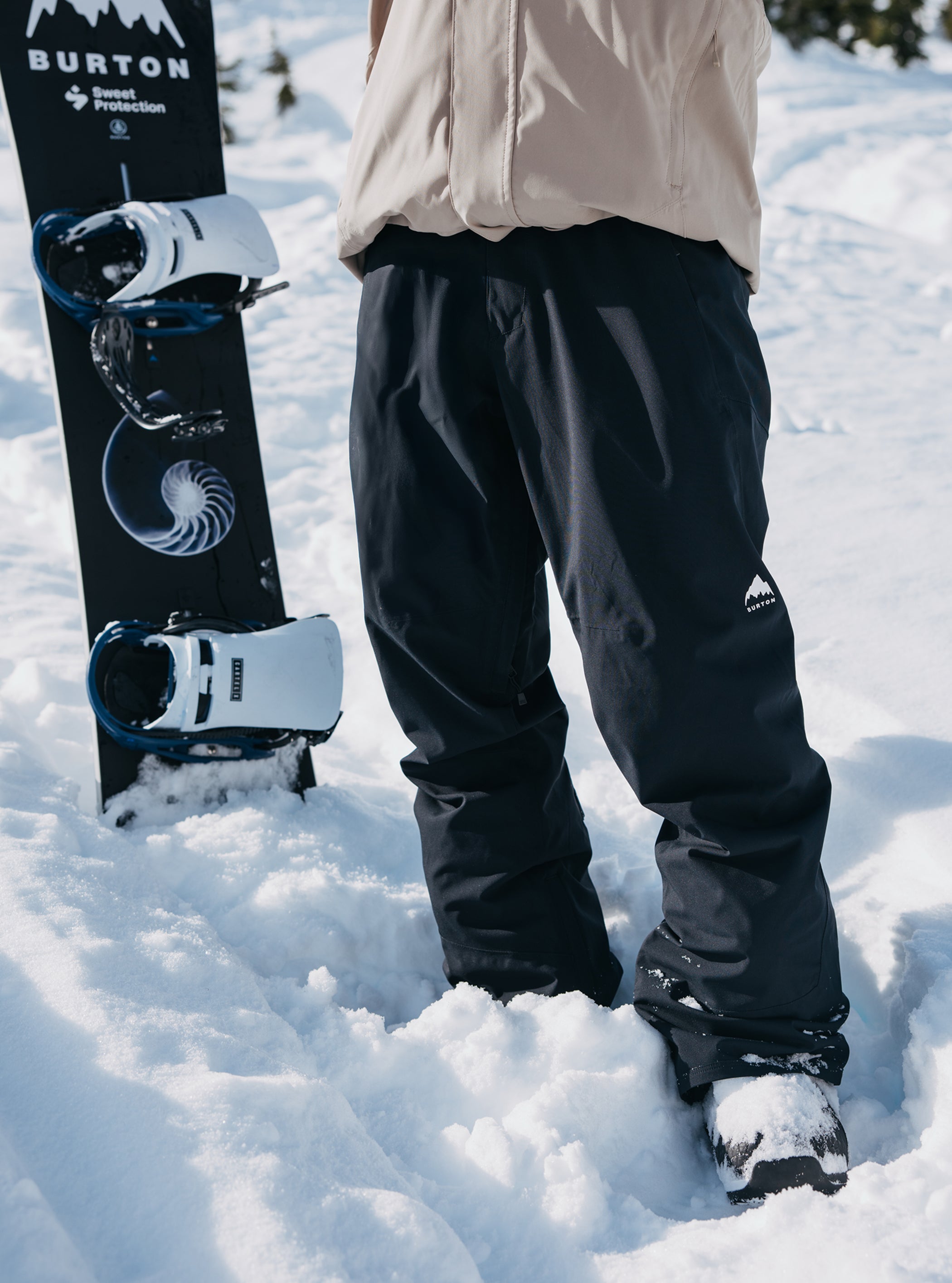 Product image of Men's Burton Reserve 2L Stretch Pants[Variant:True Black]