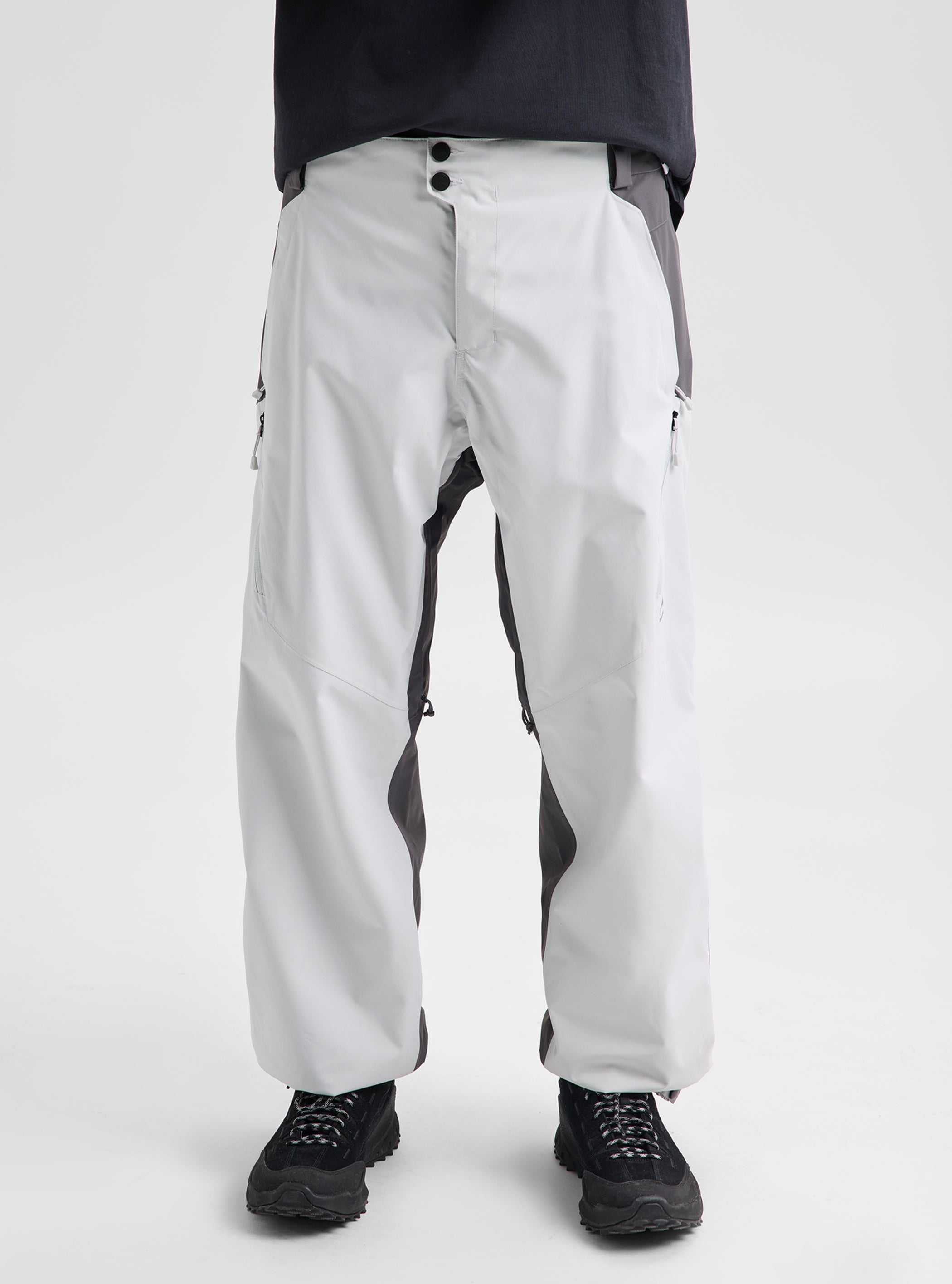 Product image of Men's Burton Reserve 2L Relaxed Pants[Variant:Gray Cloud / Gotham Gray]