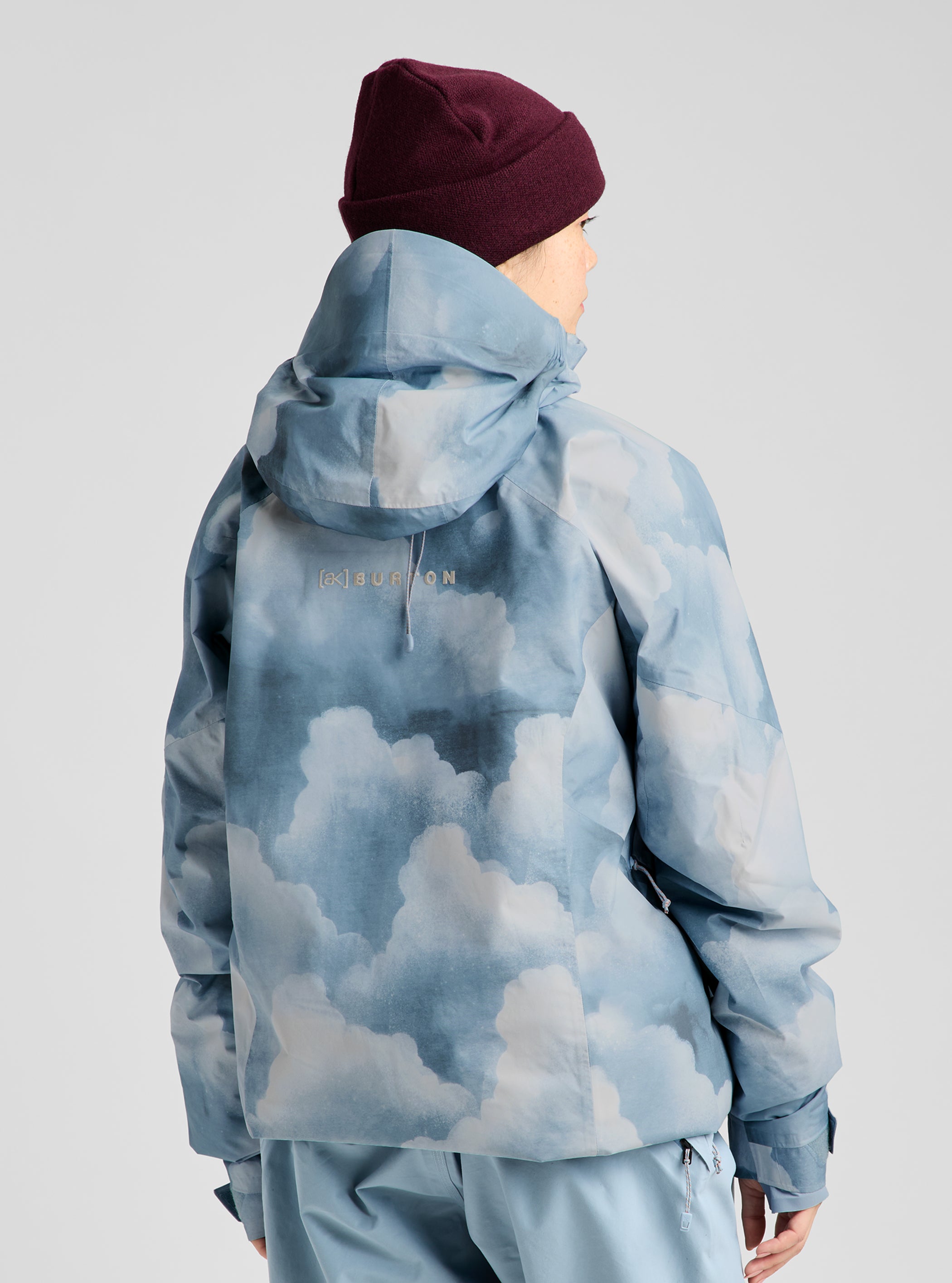 Product image of Women's Burton [ak] Swash Synthetic Insulated GORE-TEX 2L Jacket[Variant:Nimbus]