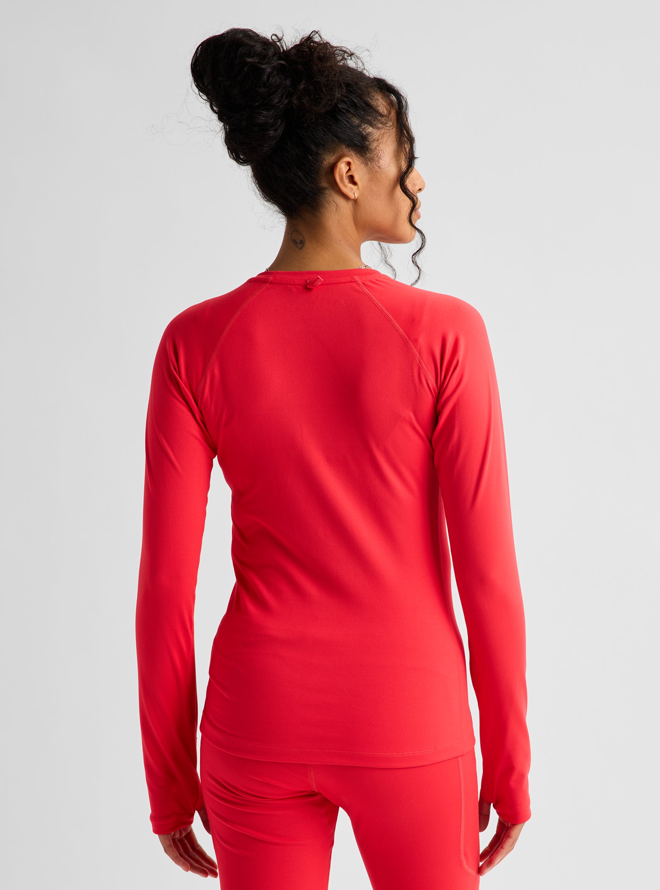 Product image of Women's Burton Synthetic Midweight Base Layer Crew[Variant:Hot Tamale]