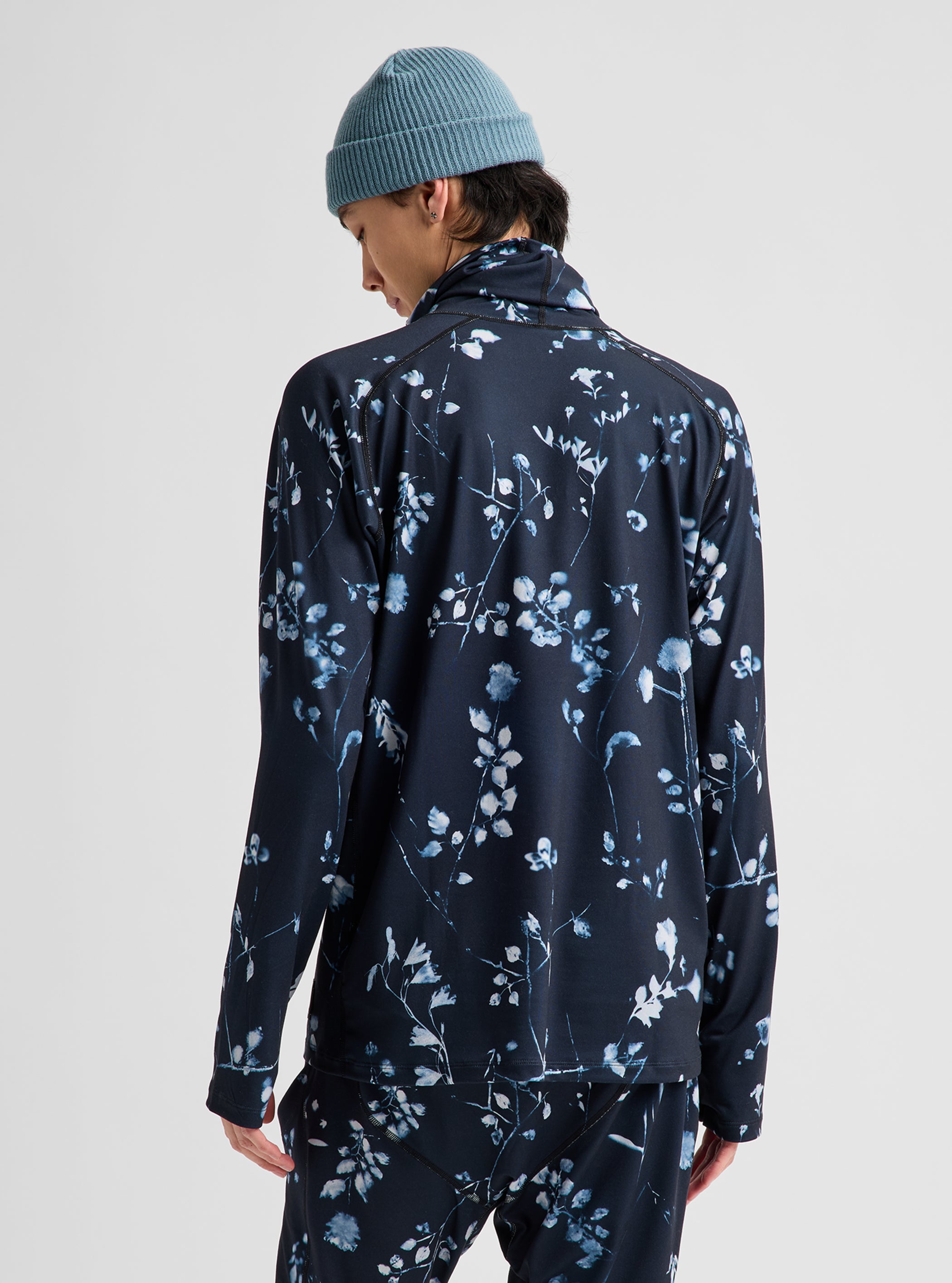 Product image of Men's Burton Synthetic Midweight Base Layer Long Neck[Variant:Cyanotype Floral]