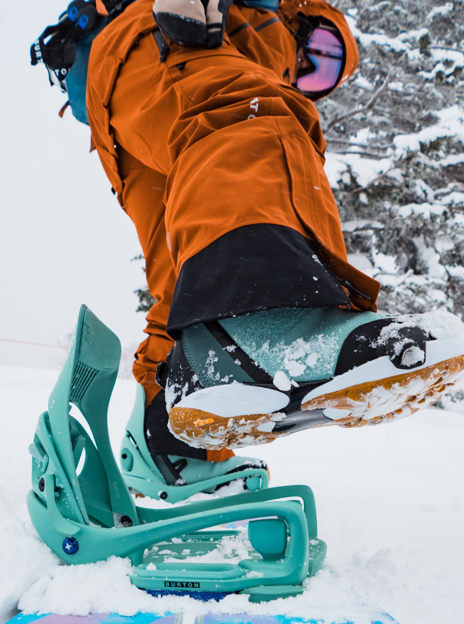 burton brew snowboard binding Step On Genesis Men's Bindings 2025 performance shock absorption underfoot set you up for aggressive riding and full control Burton X EST Snowboard Bindings