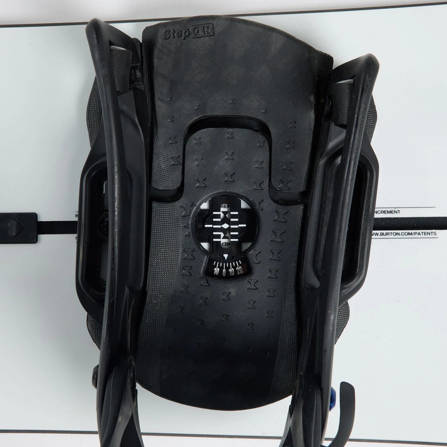 EST binding mounting capability