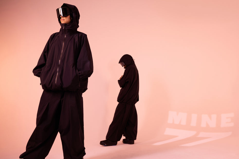 Models showcase GORE-TEX 3L Ridint Pant and Jacket